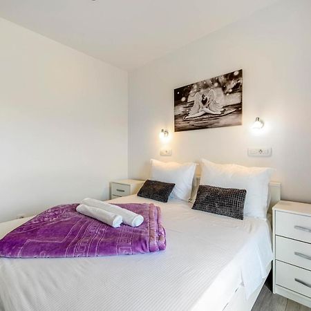 Apartment Jelic ชิเบนิก ภายนอก รูปภาพ