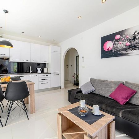 Apartment Jelic ชิเบนิก ภายนอก รูปภาพ