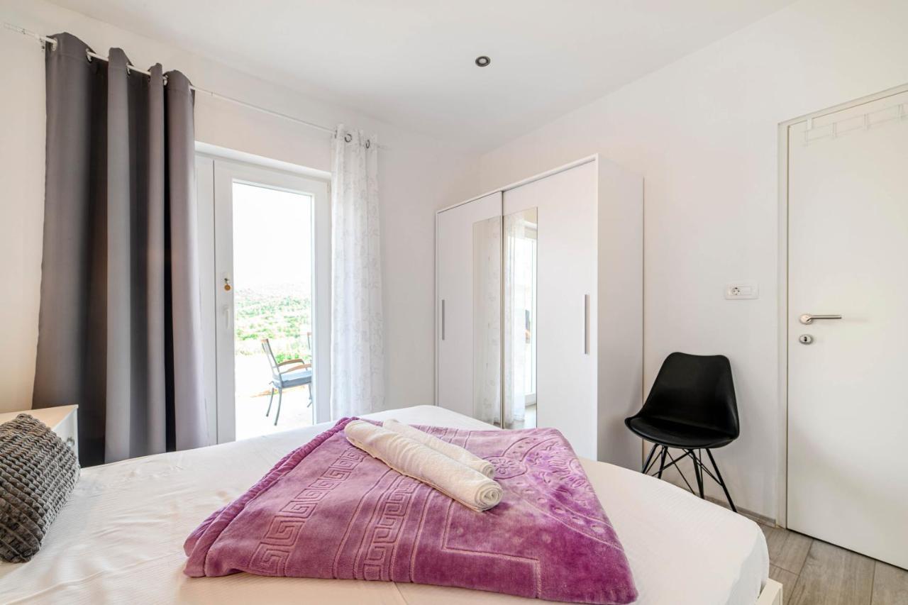 Apartment Jelic ชิเบนิก ภายนอก รูปภาพ
