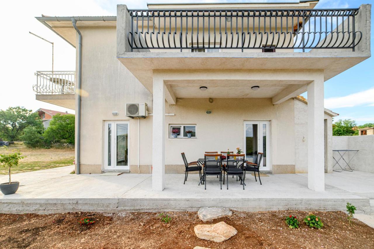 Apartment Jelic ชิเบนิก ภายนอก รูปภาพ