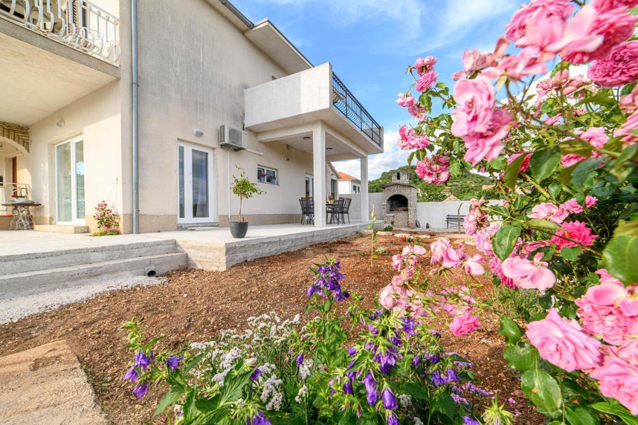 Apartment Jelic ชิเบนิก ภายนอก รูปภาพ